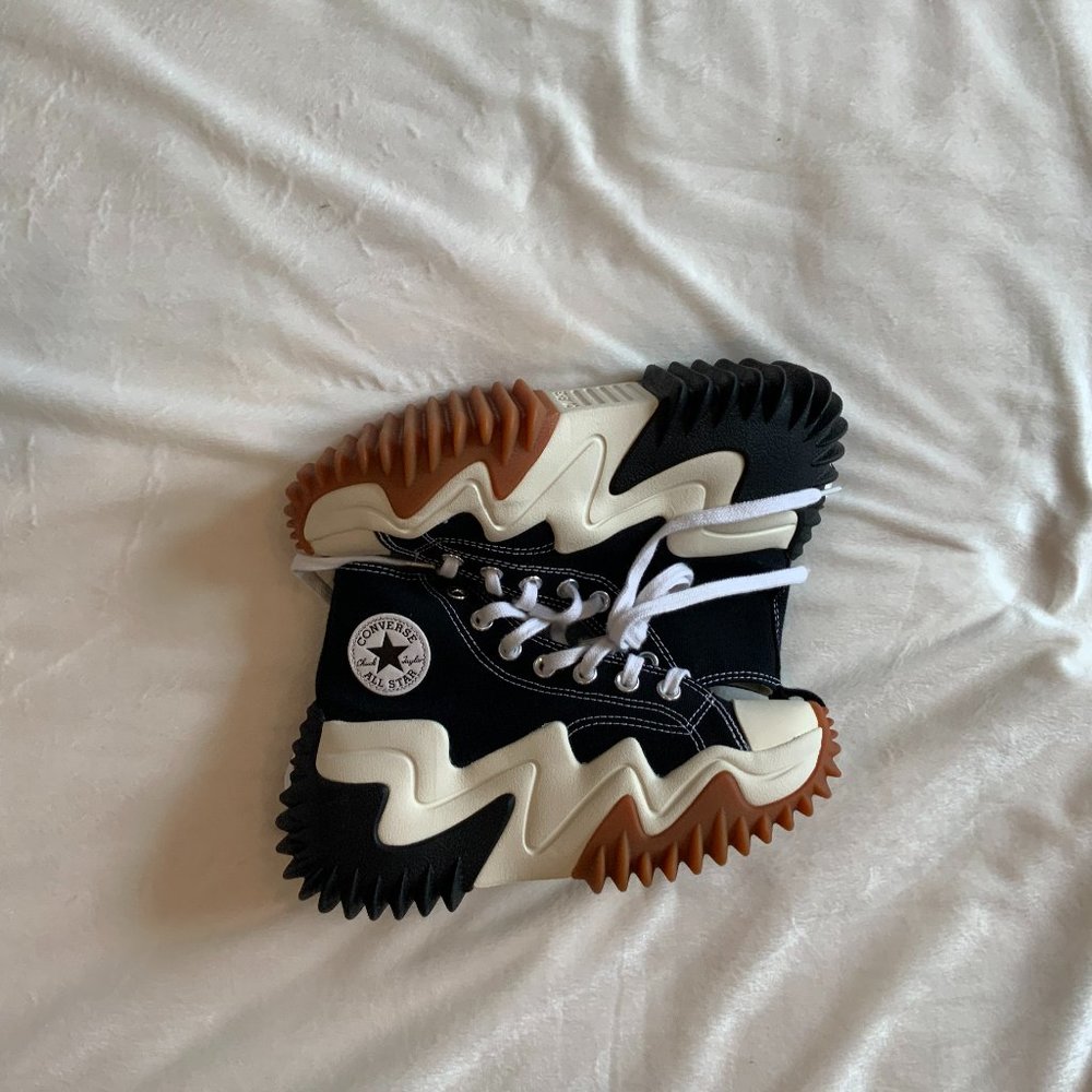 CONVERSE SNEAKERS